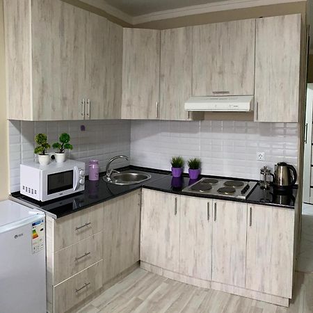 Оригинальная 1 Ком Квартира В Сердце Алматы Almaty Exterior foto